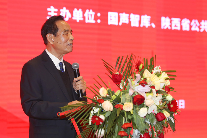 110892643_副本.jpg