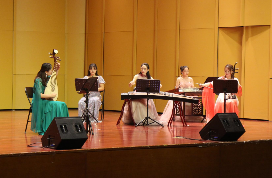 “百歌百曲流百芳”系列演出： 传承好精神 歌颂新生活
